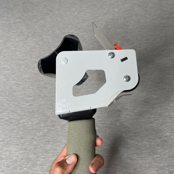 3M Brand 2'' Standard Packing Tape Hand-Held Tape Dispenser - Picture 4 of 7